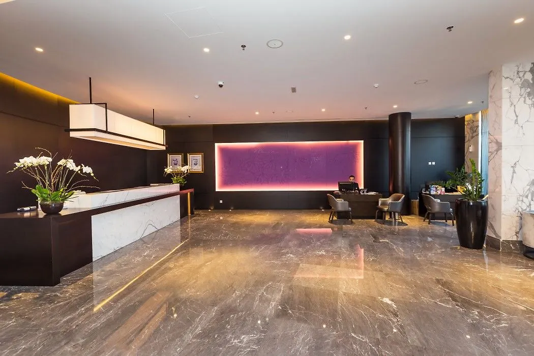 Flora Park Deluxe Hotel Apartments Dubai 4*,
