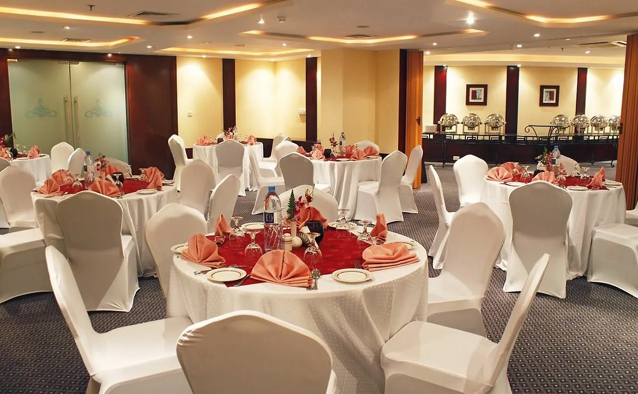 Flora Park Deluxe Hotel Apartments Dubai Aparthotel